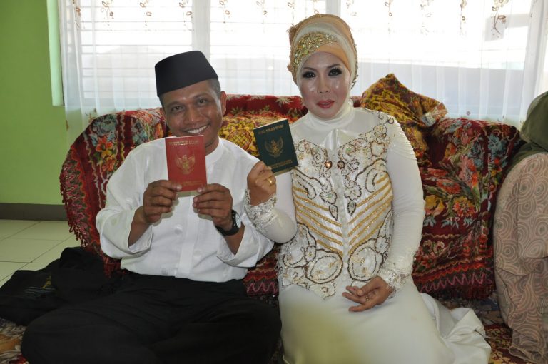 Arif dan Salmia