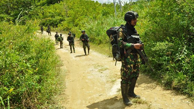 tni-buru-kelompok-mit-poso_169
