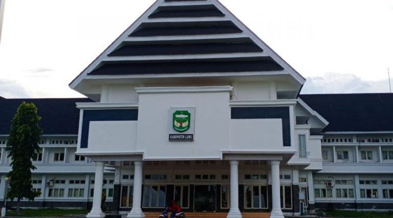 Bupati Luwu Belopa