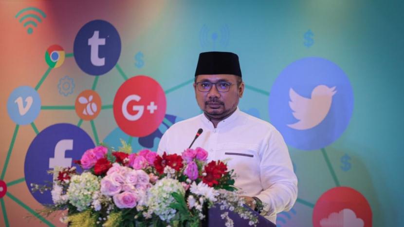 MENTERI AGAMA