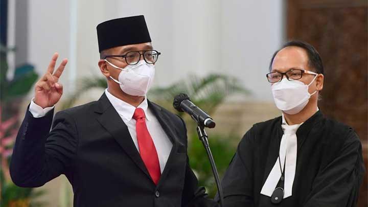 ANDI WIDJAJANTO