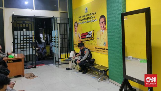 GOLKAR SULSEL RIBUT