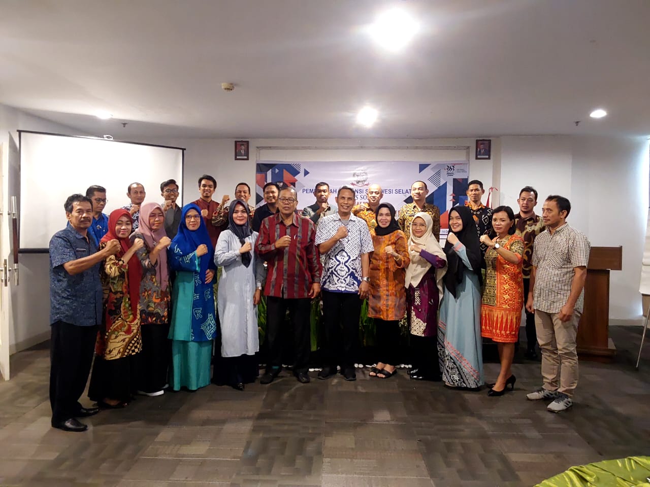 Pelatihan FM di Whi Hotel