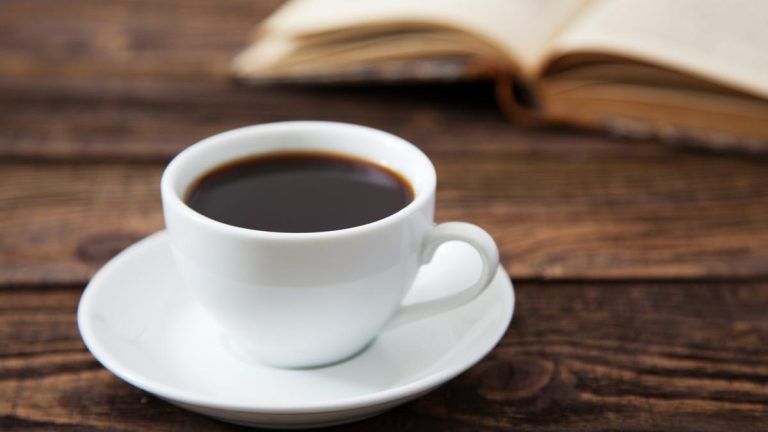 SECANGKIR KOPI