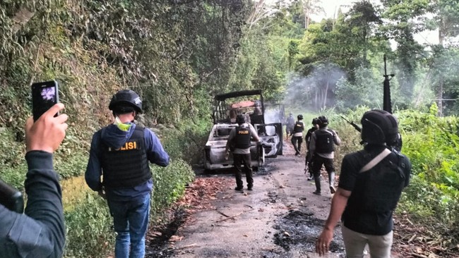 kkb bunuh anak kepala kampung