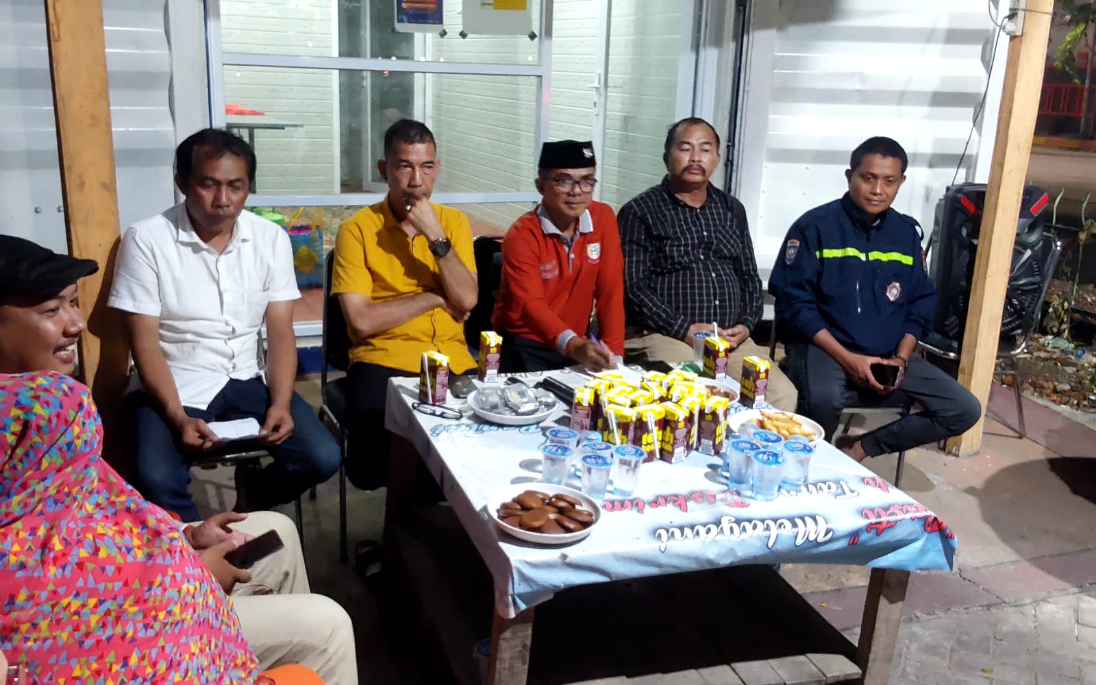 curhat1