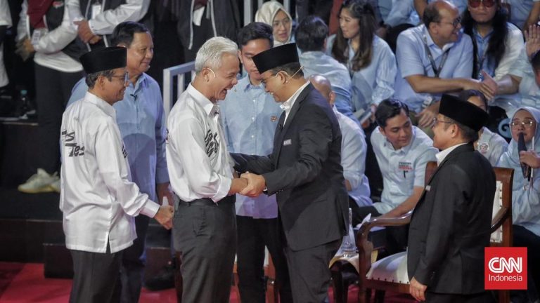 FOTO DEBAT TERKINI