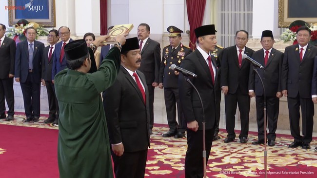 Jokowi Lantik
