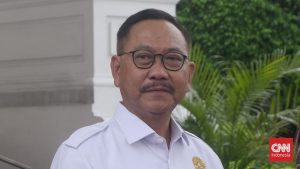 BAMBANG MUNDUR
