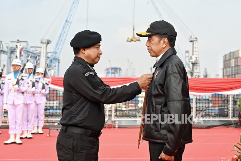MENGENAL PANGLIMA