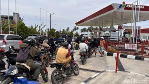 antrian di spbu