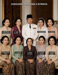SOEKARNO BERSAMA 9 ISTERINYA